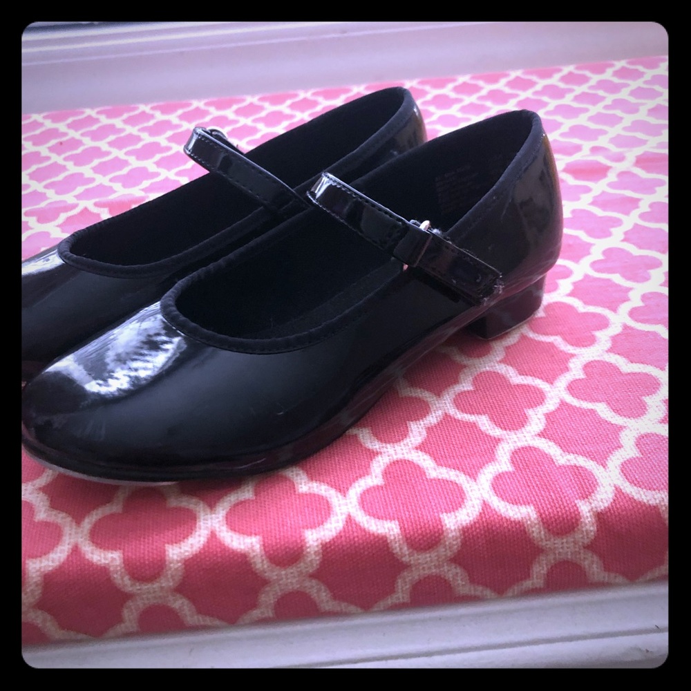 Toddler 10.5 tap shoes!